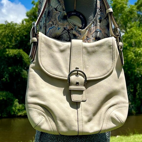 COACH Vintage Soho Soft Duffle Leather Crossbody Shoulder Bag Cream Silver 9480 - Picture 1 of 16